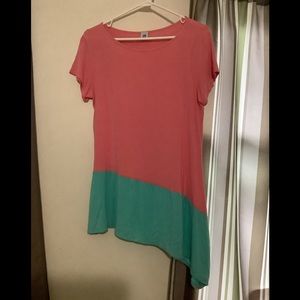 Women shirt - flares out on side pink/blue